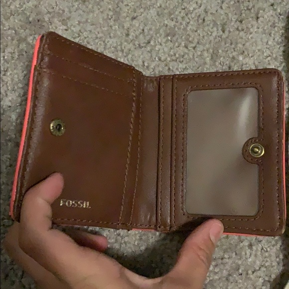 Fossil floral wallet - Picture 2 of 3